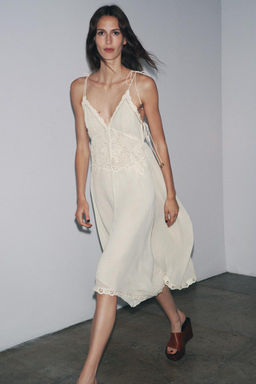 ZW COLLECTION ASYMMETRIC CROCHET DRESS - Zara фото 2