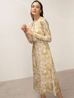 Платье приталенное с принтом цвет PL1192/biond - Emka фото 2