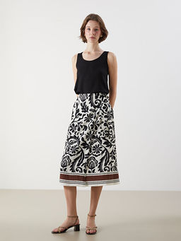 U Yaka Dokulu Kad?n Atlet