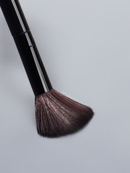 Набор кистей для макияжа SMOKY, 7 шт., чехол на завязках, чёрный