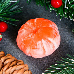 Цена за 2 шт. Фигурное мыло Мандарин очищенный 5х5х4см