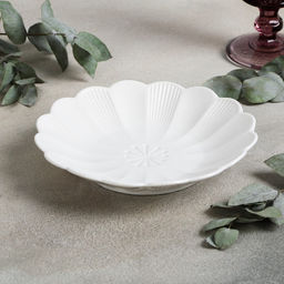 Тарелка фарфоровая пирожковая Magistro Ромашка, d=18,5 см, цвет белый  фото 2