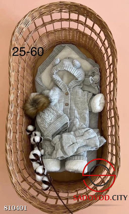 Комплект вязание на меху зимние (одеяло, комбинезоны, шапочки, бант, пинетки)