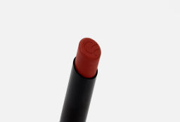 Помада для губ матовая Blur-Real Matte Lipstick, 020 Taupe Tension - Catrice фото 5