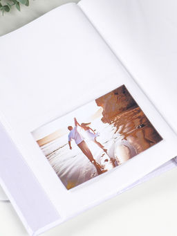 Фотоальбом на 100 фото 13х18 см "Жених и невеста" в коробке 4х23х29,5 см