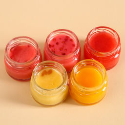 Подарочный набор С Новым годом!: чай чёрный 50 г., крем-мед 5 шт. x 30 г. - Фабрика счастья фото 3