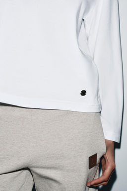 LONG SLEEVE LABEL T-SHIRT - Zara фото 2