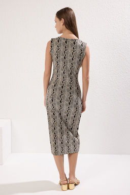 Kahverengi Animal Desenli Kare Yaka Bodycone/Vucuda Oturan Midi Orme Elbise TWOSS25EL00230 - Trendyolmilla фото 4