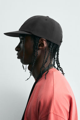 TECHNICAL FLAT PEAK CAP - Zara фото 2