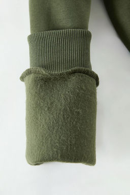 Haki Oversize/Genis Kesim Dik Yaka Fermuarl? Ici Polarl?/S?cak Tutan Sweatshirt TMNAW25SW00081