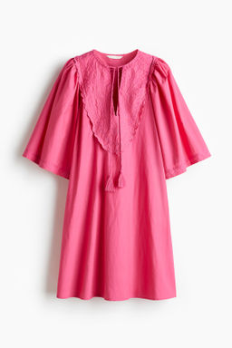 Vestido de popelina con bordado