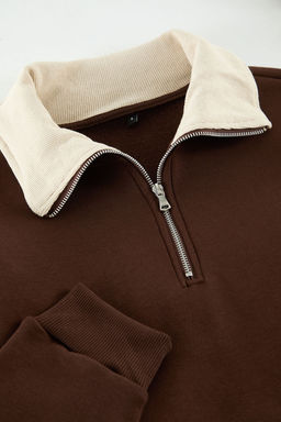Kahverengi Oversize/Genis Kesim Dik Yaka Fermuarl? Ici Polarl?/S?cak Tutan Sweatshirt TMNAW25SW00081