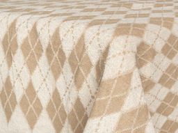 3с109.411ж2 Ромбы (лен3) Плед 208х150 см