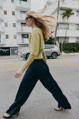 FLOWING SATIN TROUSERS - Zara фото 12