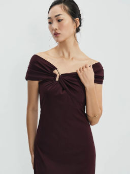 Платье миди с открытыми плечами / Zarina