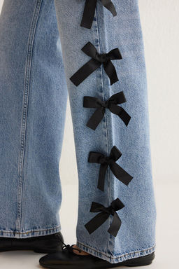 Mavi Kurdele/Fiyonk Detayl? Normal Bel Wide Leg Jeans TWOSS25JE00035 - Trendyolmilla фото 4