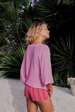 TOP PUNTO FLUIDO ESCOTE PICO / Rosa