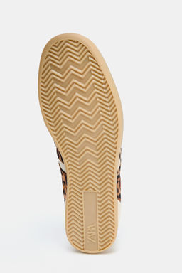ANIMAL PRINT TRAINERS