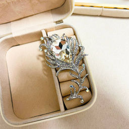 Брошь-подвеска