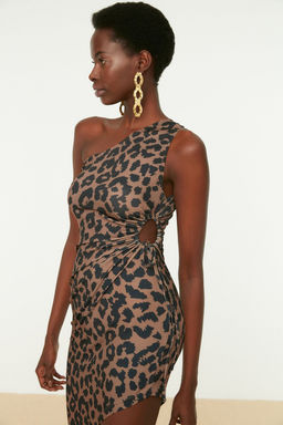 Kahverengi Hayvan Desenli Bel Dekolteli Abiye Gece Mezuniyet Elbisesi TPRSS22EL0959 - Trendyolmilla фото 5