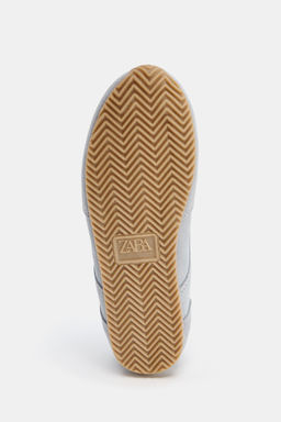 CONTRAST LEATHER TRAINERS