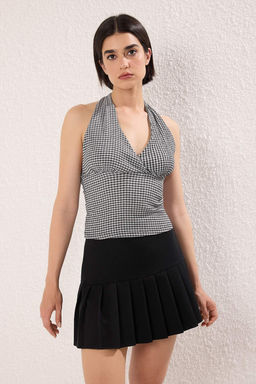 K?rm?z? Poti Kare Boyundan Baglamal? Fitted Esnek Orme Bluz TWOSS25BZ00565 - Trendyolmilla фото 7