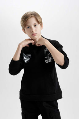 Толстовка оверсайз с капюшоном NBA Chicago Bulls для мальчиков - Defacto фото 4