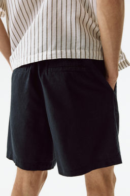 Pantal?n corto en mezcla de lino Relaxed Fit - H&m фото 8