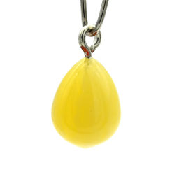Кулон Капля 12*15мм из янтаря цвет молочный