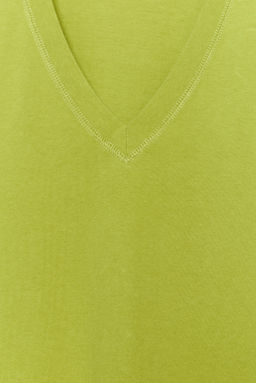 CAMISETA ESCOTE PICO ALGOD?N / Pistacho - Zara фото 8
