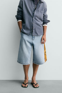 LIMITED EDITION RELAXED FIT DENIM BERMUDA SHORTS - Zara фото 2