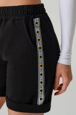 Арт. 397 Шорты женские 42-52 (6 шт) Цвет:черный