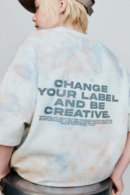 SLOGANLI KISA KOLLU TIE DYE DESENLI SWEATSHIRT - Zara фото 4