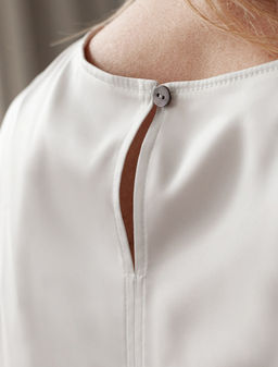 Блузка Vilatte D29.276 сатин белый  фото 3