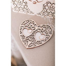 Подставка под кольца «Белое сердце»