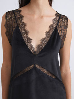 V Yaka Dantel Detayl? Kad?n Pijama Tak?m?