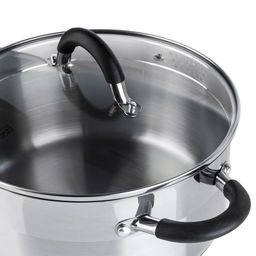 Кастрюля из нержавеющей стали Телфорд 2л, д18см, h9см, s0,6мм, дно s2,8мм, стеклянная жаропрочная крышка, широкий металлический ободок с отверстиями для слива жидкости, пароотвод, ручки из нержавеющей стали с силиконовыми вставками, капсулированное - Домашняя мода фото 3
