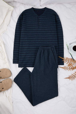Petrol Regular Kal?p Dokulu Cizgili Dugmeli Yaka Orme Pijama Tak?m? TMNAW26PT00042