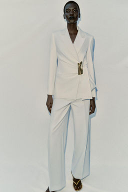 BLAZER CRUZADA HEBILLA / Blanco roto