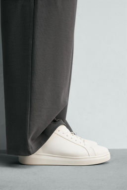 CHUNKY MONOCHROMATIC TRAINERS