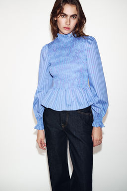 STRIPED SMOCKED SHIRT - Zara фото 2