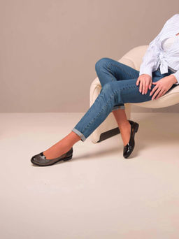 Туфли 160.madonnabl.Черный лак астана