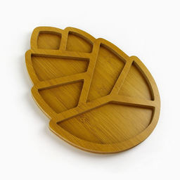 Менажница деревянная новогодняя «Шишка», 21.9×30 см