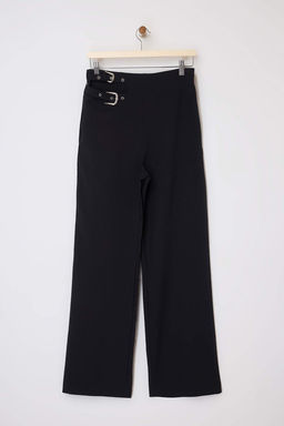 Siyah Kemer Cut Out Detayl? Wide Leg/Genis Paca Kumas Pantolon TWOSS26PL00008