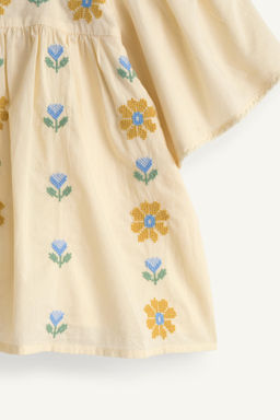 BLUSA BORDADOS FLORES PUNTO DE CRUZ LIMITED EDITION / Crema - Zara фото 8