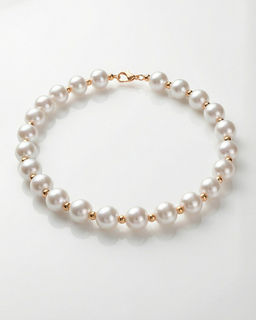 Браслет из бусин