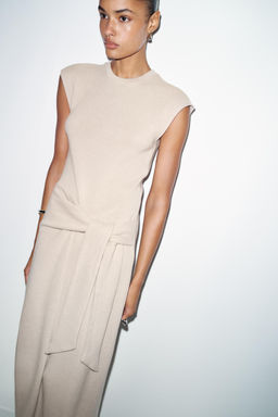 SOFT FABRIC DRESS WITH KNOT - Zara фото 4