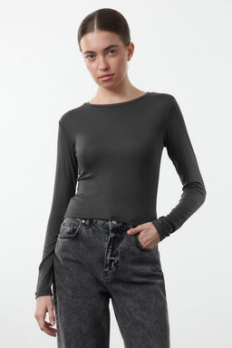 Trendyolmilla Siyah-Ekru Ikili Paket Crop/K?sa Fitted/Vucuda Oturan Orme Bluz TWOAW25BZ00061  фото 3
