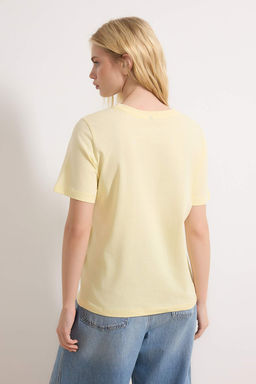 Ac?k Sar? %100 Pamuk Basic Bisiklet Yaka Orme T-Shirt TWOSS23TS00000