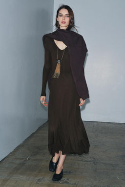 LONG V-NECK DRESS - Zara фото 4